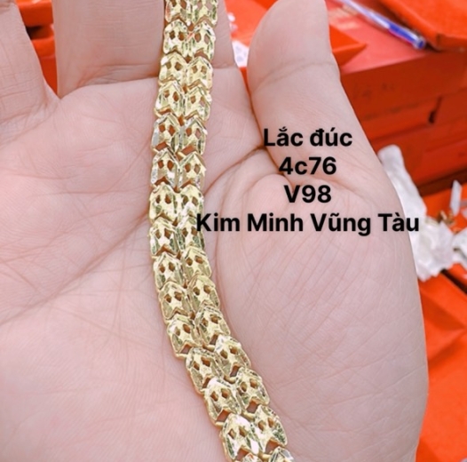 Lắc đúc 4c76